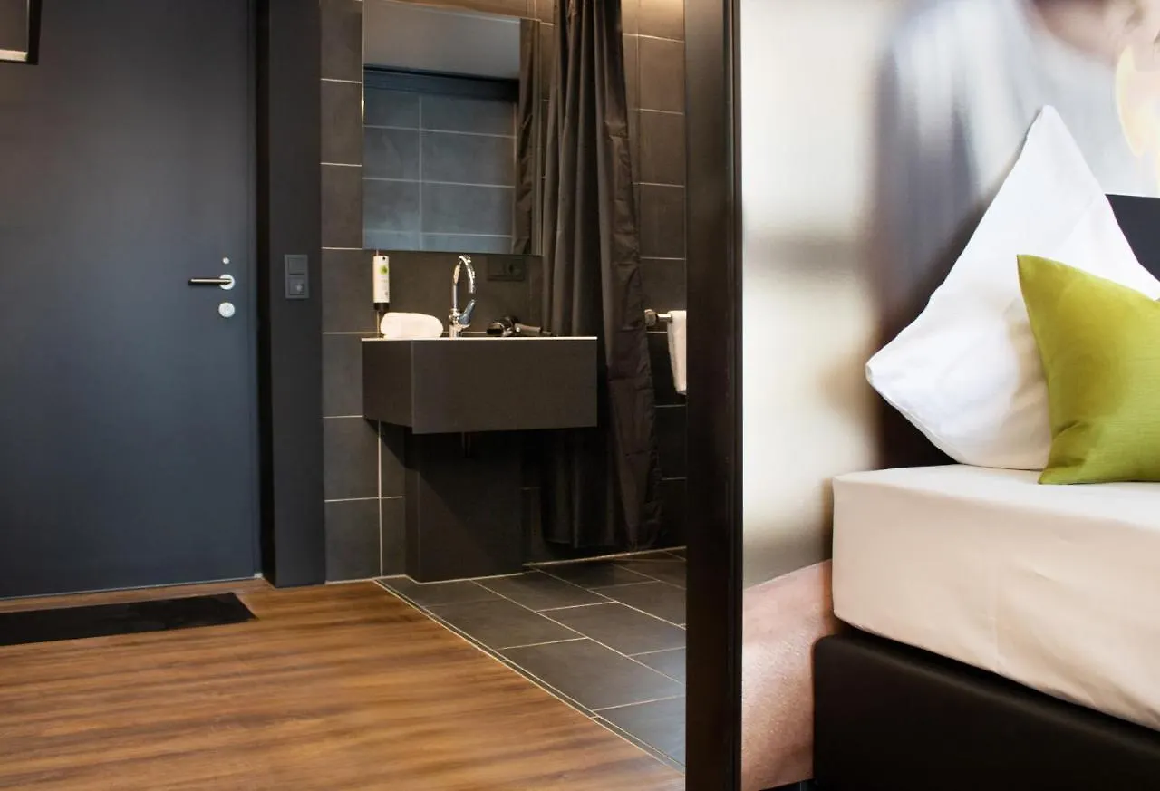 Nhi Hotel By Wmm Hotels Neuhaus am Inn 0*,  Németország