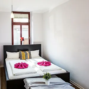https://dd-apartments.dresdenhotels.net